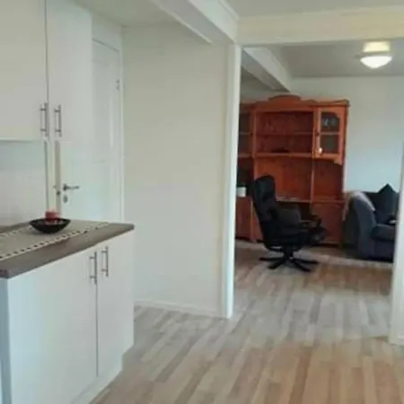 Lofoten - Large Apartment In An Idyllic Fishing Village *