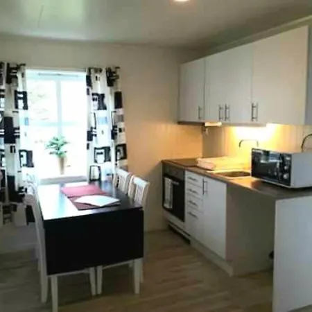 شقة Lofoten - Large Apartment In An Idyllic Fishing Village *