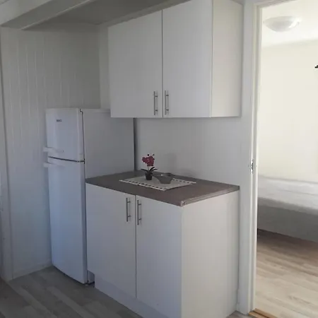 Lofoten - Large Apartment In An Idyllic Fishing Village Sund (Nordland)