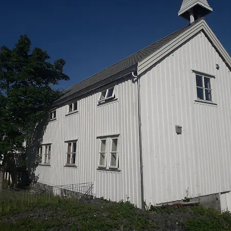 Lofoten - Large Apartment In An Idyllic Fishing Village * Sund (Nordland)